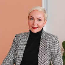 Elena Scheersta
